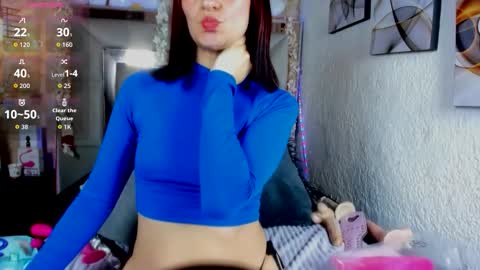 Snapshot of cristall_ravven chatting on November 29, 6:11 pm online show from November 29, 6:11 pm