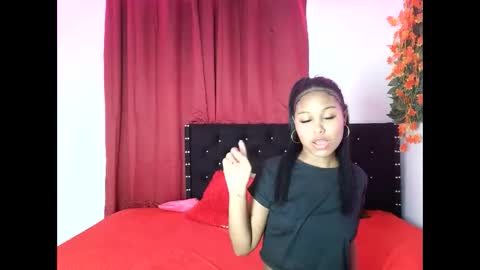 Snapshot of cristalsexi_69 chatting on October 18, 3:53 am cristalsexi_69 online show from October 18, 3:53 am