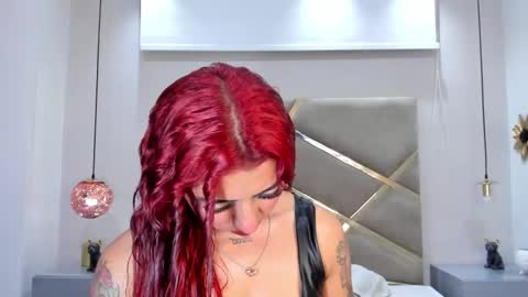  Independent Model online show from February 5, 6:46 am