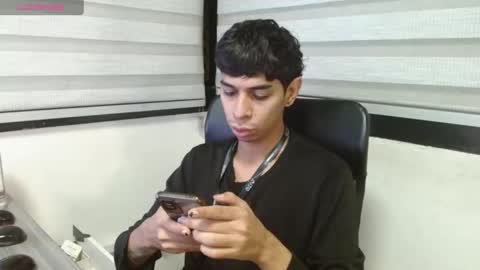 cristhian online show from September 20, 5:19 am