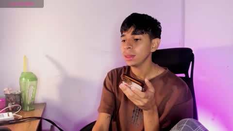 cristhian online show from January 9, 3:20 am