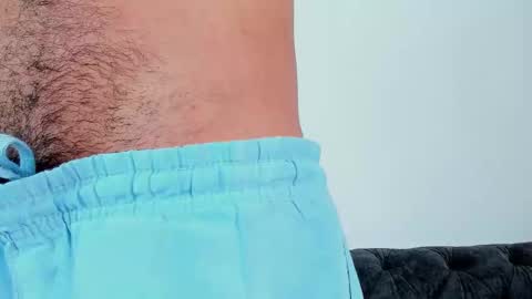 cristian_suarezz_ online show from October 3, 10:40 pm