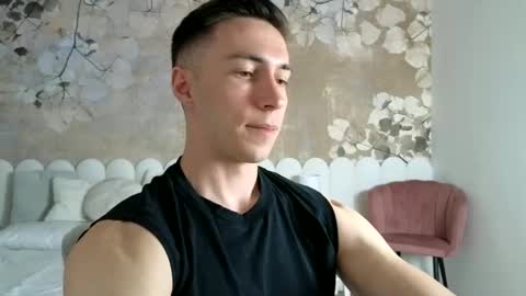 CristianoHailey online show from May 11, 6:49 pm