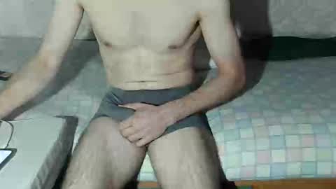 Snapshot of cristianrr184034 chatting on October 29, 8:10 pm cristianrr184034 online show from October 29, 8:10 pm