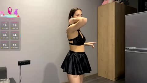 Anne online show from October 1, 4:13 pm