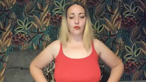 Snapshot of cristinnna chatting on March 4, 6:36 pm Cristina online show from March 4, 6:36 pm