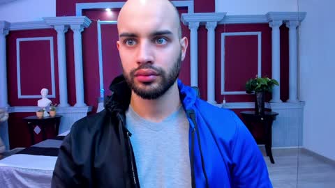 Cristobal Alzate online show from February 6, 11:10 am