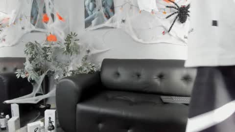 Cristopher online show from October 27, 1:37 pm