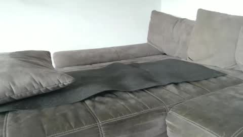 Snapshot of crisup1980 chatting on December 20, 12:45 pm crisup1980 online show from December 20, 12:45 pm