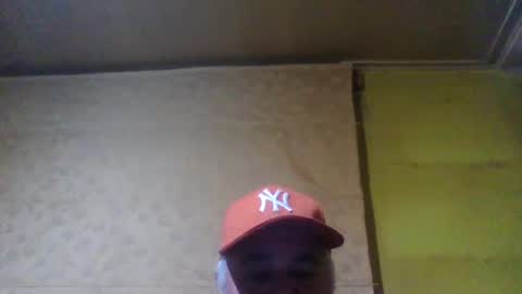 crmperez online show from January 27, 1:05 am