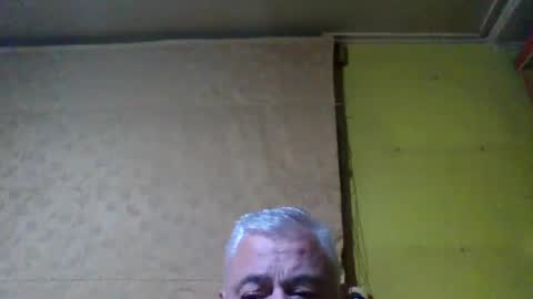 crmperez online show from September 17, 1:29 am