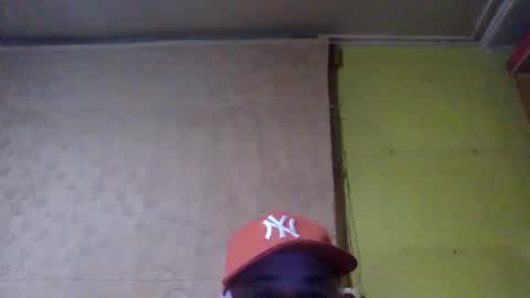 crmperez online show from September 29, 11:31 pm