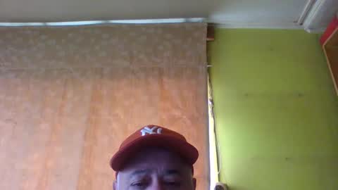 crmperez online show from February 19, 8:27 pm