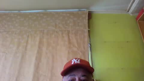 crmperez online show from February 21, 7:59 pm