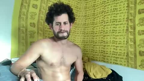 cromogeno online show from April 13, 9:42 pm