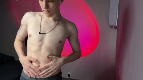 cronck52 online show from April 15, 2:57 pm