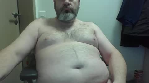 Snapshot of crouch1 chatting on January 8, 3:53 am Crouch1 online show from January 8, 3:53 am