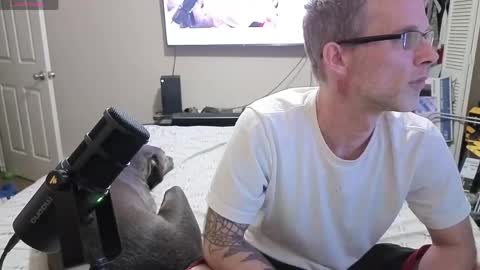 Crownandkat online show from April 7, 1:28 am