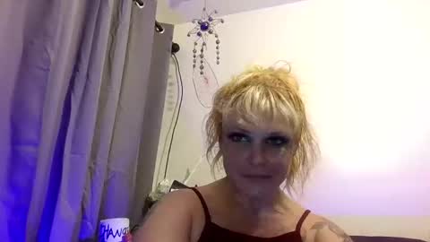 crowsraven666 online show from November 16, 12:33 pm