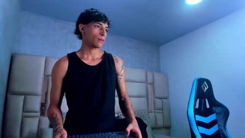 Croy online show from March 8, 6:01 pm