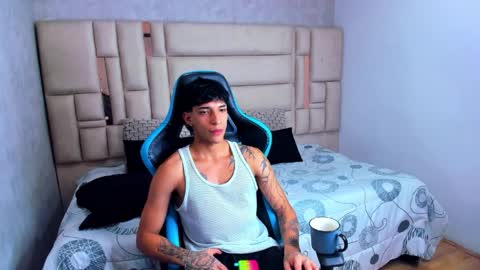 Croy online show from April 10, 10:20 am