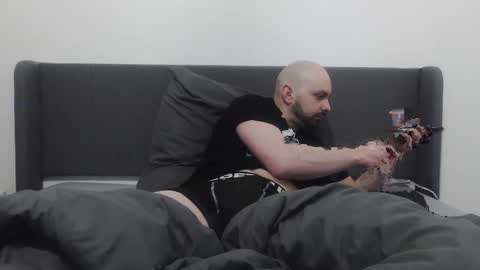 Snapshot of crucifyme2 chatting on January 26, 2:56 am crucifyme2 online show from January 26, 2:56 am