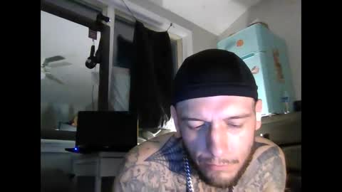 cruz815 online show from April 14, 4:18 am