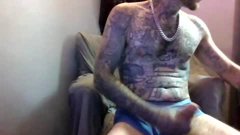 Snapshot of cruz815 chatting on July 6, 5:26 pm cruz815 online show from July 6, 5:26 pm