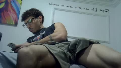 cruzgg_ online show from June 29, 12:50 am
