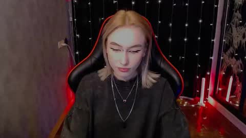 Snapshot of crybambi chatting on February 3, 5:16 am crybambi online show from February 3, 5:16 am