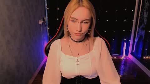 Snapshot of crybambi chatting on February 26, 10:14 am crybambi online show from February 26, 10:14 am