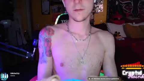 CryptidTwink online show from June 17, 5:32 am