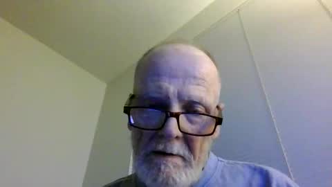 Snapshot of cryptologist630129 chatting on January 6, 6:28 am cryptologist630129 online show from January 6, 6:28 am