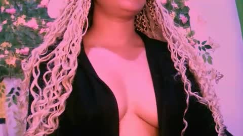 crysrus online show from December 17, 12:49 am