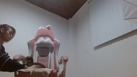 Crystal Blaze online show from December 21, 9:16 am