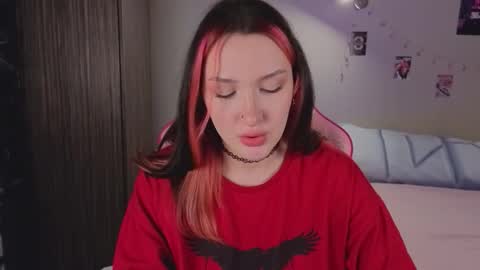 Snapshot of crystalblaze_ chatting on November 30, 8:57 pm Grace online show from November 30, 8:57 pm