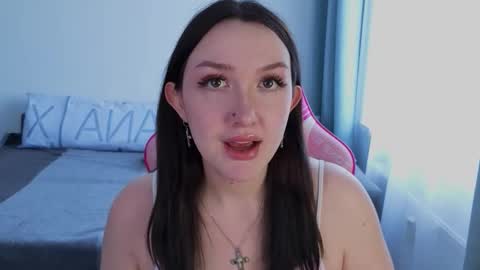 Snapshot of crystalblaze_ chatting on February 12, 11:49 am Grace online show from February 12, 11:49 am