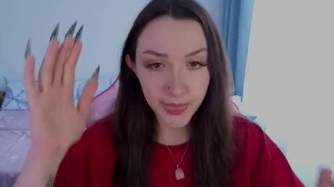 Snapshot of crystalblaze_ chatting on March 9, 11:36 am Grace online show from March 9, 11:36 am