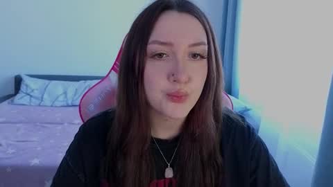 Snapshot of crystalblaze_ chatting on March 13, 11:50 am Grace online show from March 13, 11:50 am