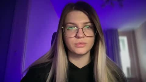 crystalblush01 online show from March 21, 2:09 pm