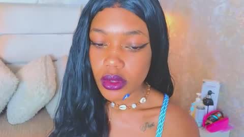 Snapshot of crystalbrooke3x chatting on February 25, 9:57 pm Crystal online show from February 25, 9:57 pm