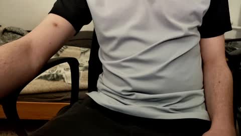 crystalbvy1 online show from April 8, 9:37 pm