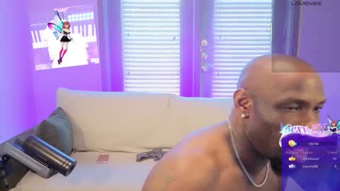 Snapshot of crystalclearstud chatting on January 18, 1:59 pm crystalclearstud online show from January 18, 1:59 pm