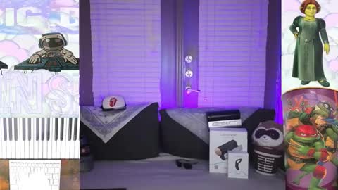 Snapshot of crystalclearstud chatting on March 23, 2:48 am crystalclearstud online show from March 23, 2:48 am