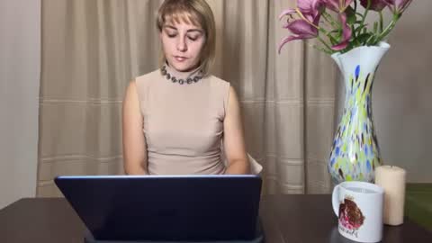 Mary online show from July 13, 8:00 pm