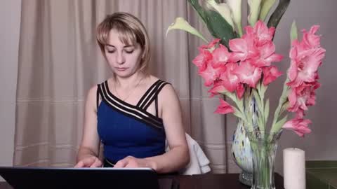 Mary online show from July 22, 8:44 pm
