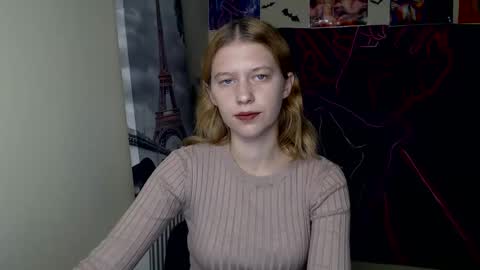 Snapshot of crystalgirl__ chatting on October 10, 6:18 pm Stella online show from October 10, 6:18 pm