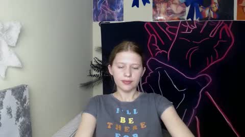 Stella online show from March 4, 3:40 pm