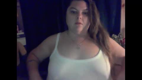 Snapshot of crystalizzzee chatting on June 7, 6:28 am Herekittykitty69 online show from June 7, 6:28 am