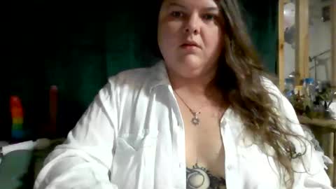 Snapshot of crystalizzzee chatting on June 11, 2:26 pm Herekittykitty69 online show from June 11, 2:26 pm